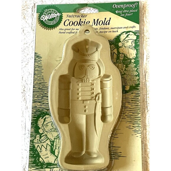 Wilton Christmas Cookie Mold Nutcracker NEW Ovenproof Stoneware 7 inch 2306 - Picture 15 of 15